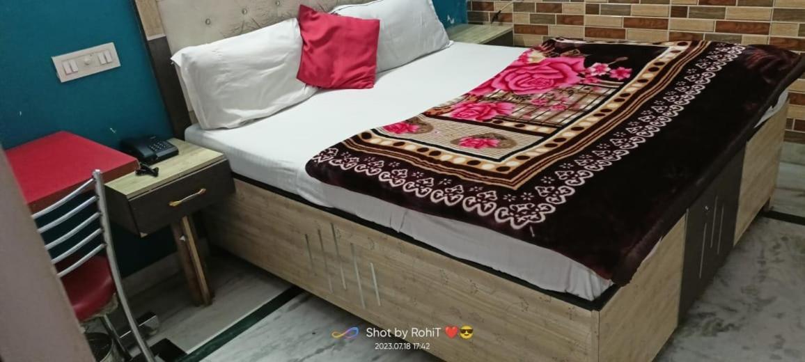 Hotel New Apple Rose Chandigarh Near Railway Station Dariya Uco Bank Ke Pass Chandīgarh Exterior foto